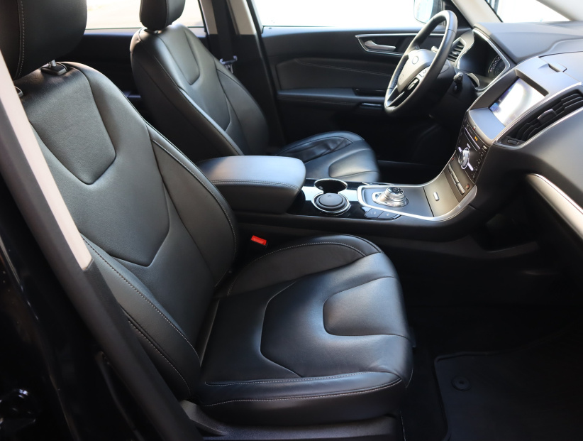 Ford S-Max, 2022