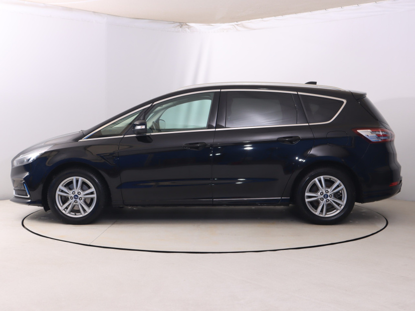 Ford S-Max, 2022