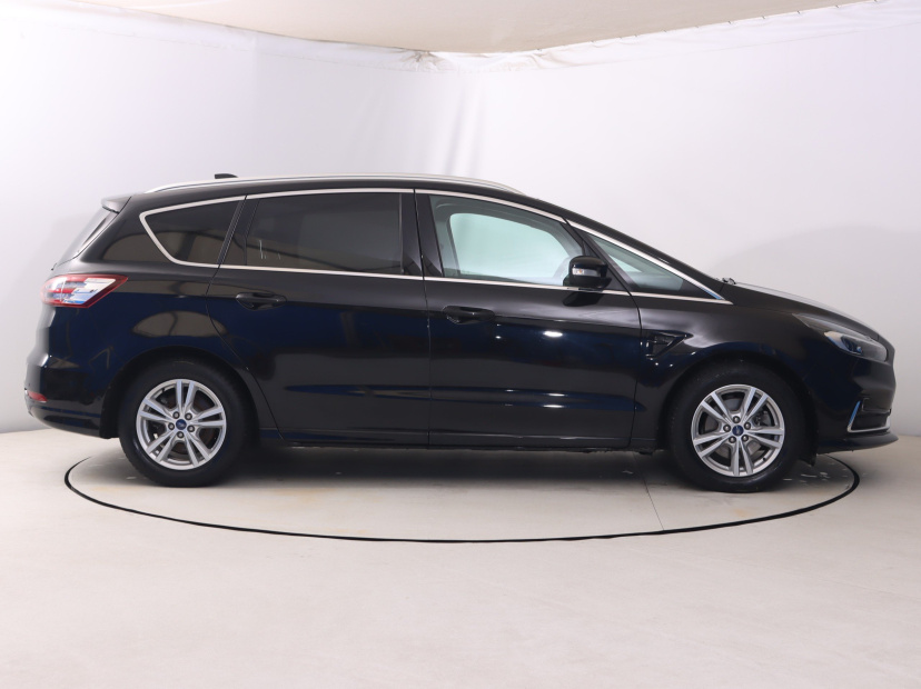 Ford S-Max, 2022