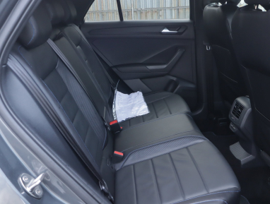 Volkswagen T-Roc - 2023