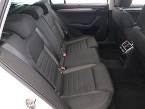 Škoda Superb - 2021