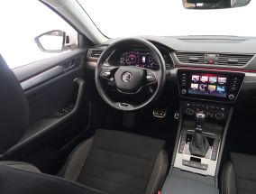 Škoda Superb - 2021