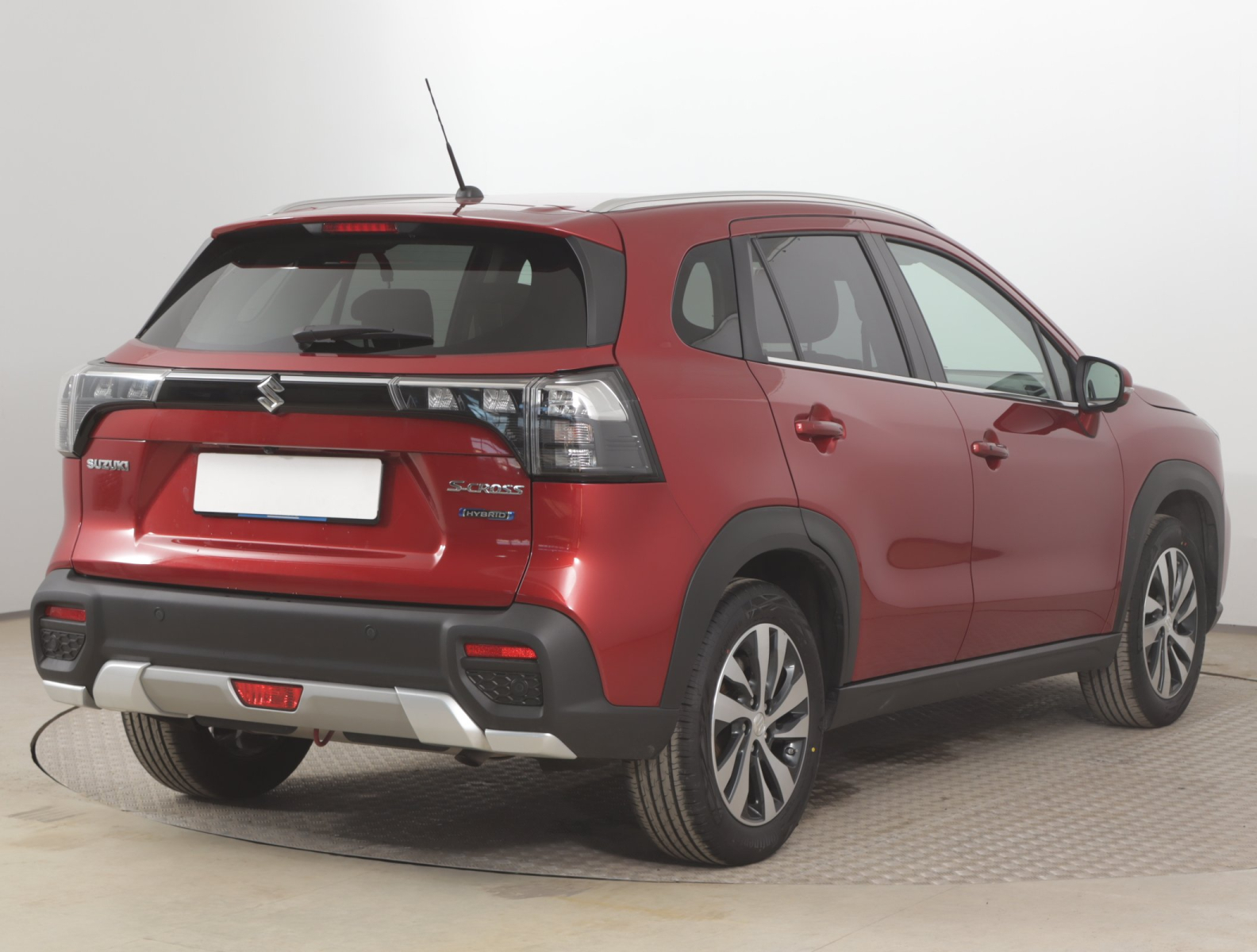 Suzuki SX4 S-Cross - 2024