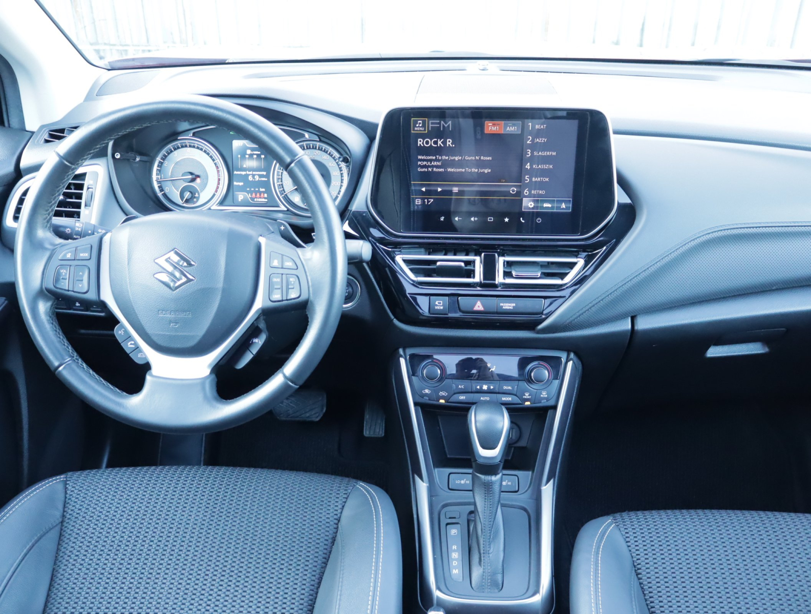 Suzuki SX4 S-Cross - 2024