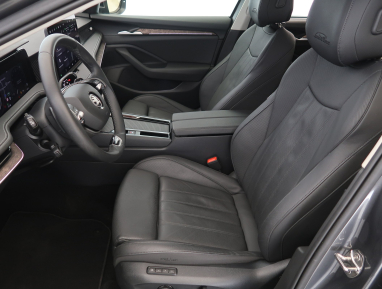 Škoda Superb - 2024