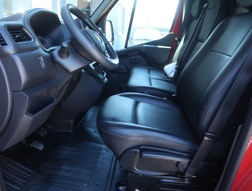 Renault Master, 2022