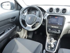 Suzuki Vitara - 2025