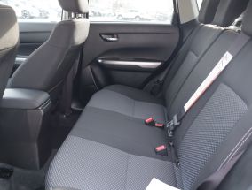 Suzuki Vitara - 2025