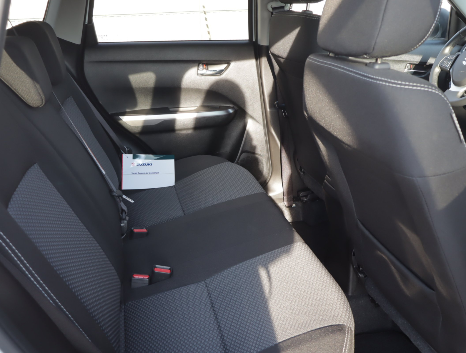 Suzuki Vitara - 2025