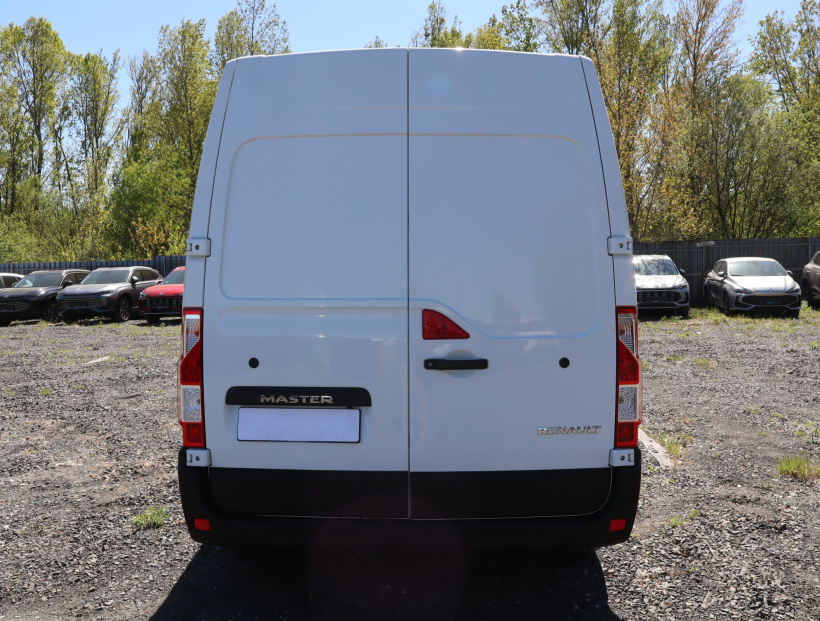 Renault Master, 2021
