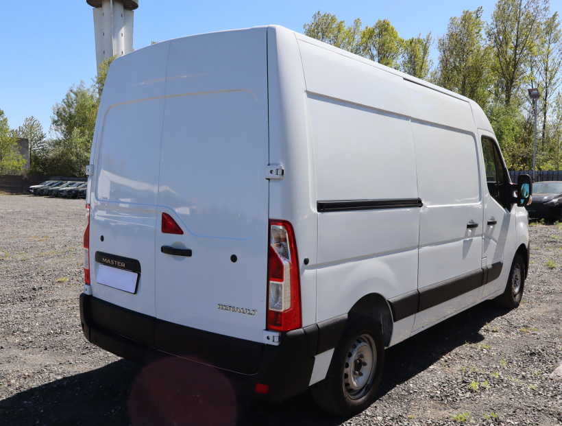 Renault Master, 2021