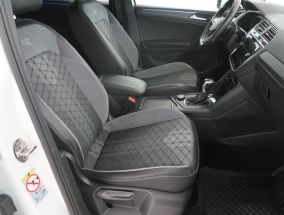 Volkswagen Tiguan - 2022