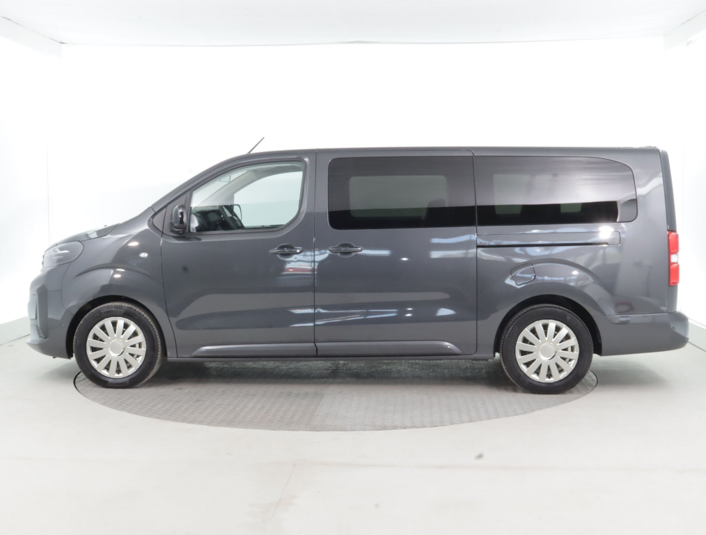 Peugeot Traveller