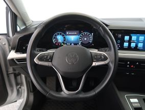 Volkswagen Golf - 2024