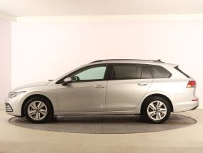 Volkswagen Golf - 2024