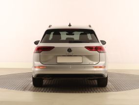 Volkswagen Golf - 2024
