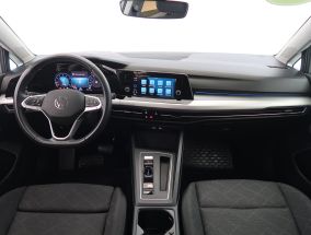 Volkswagen Golf - 2024