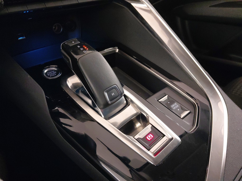 Peugeot 5008, 2021