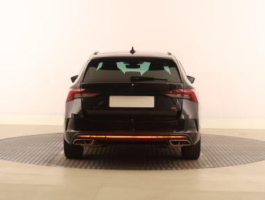 Škoda Octavia - 2022