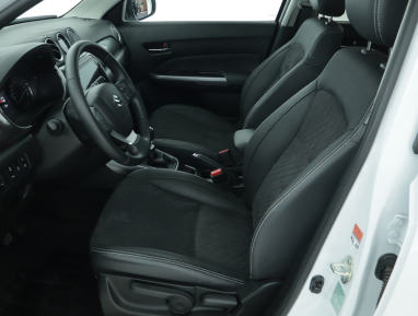 Suzuki Vitara - 2025
