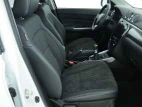Suzuki Vitara - 2025