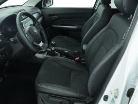 Suzuki Vitara - 2025