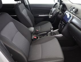 Suzuki Vitara - 2025