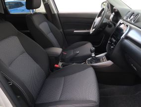 Suzuki Vitara - 2025