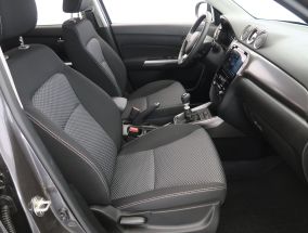 Suzuki Vitara - 2025