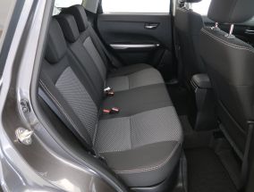 Suzuki Vitara - 2025