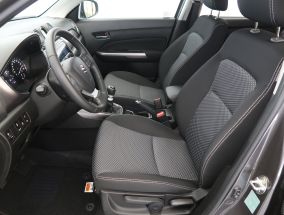 Suzuki Vitara - 2025