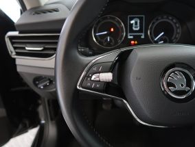 Škoda Kamiq - 2023