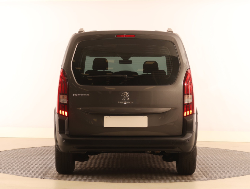 Peugeot Rifter, 2019