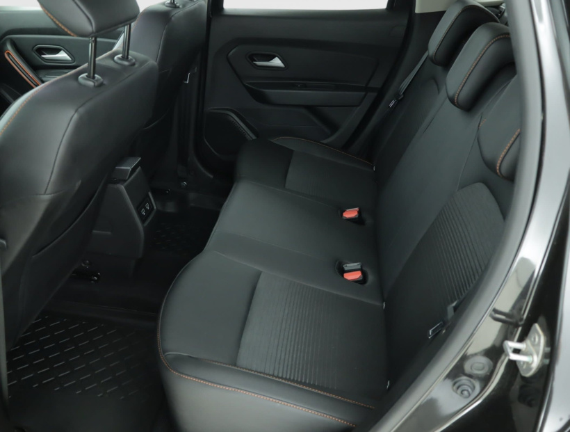 Dacia Duster, 2023