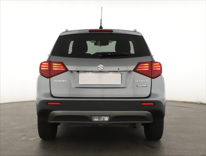Suzuki Vitara, 2023