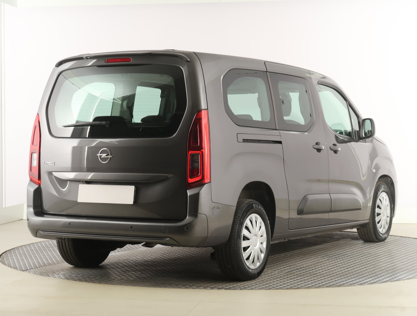 Opel Combo, 2021