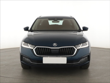 Škoda Octavia - 2023