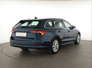 Škoda Octavia - 2023