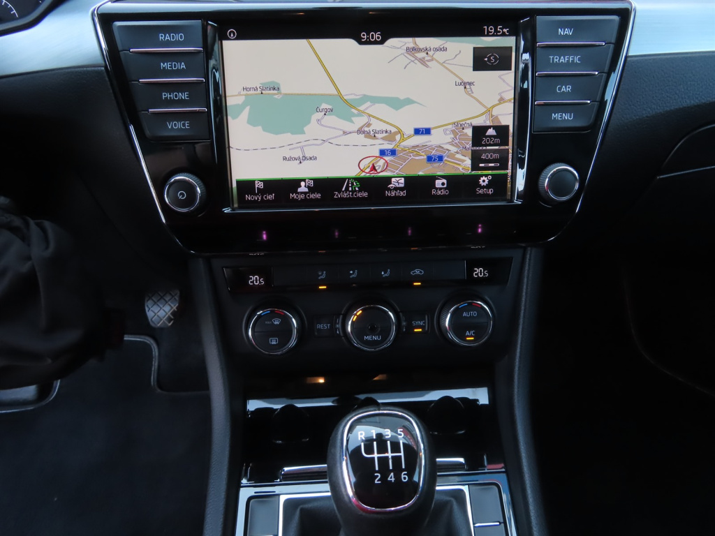Skoda Superb