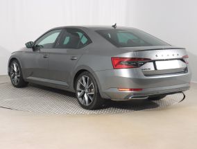 Skoda Superb - 2023