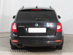 Škoda Superb 2010