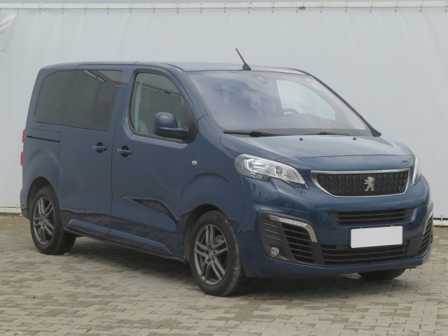 Peugeot Traveller 2017