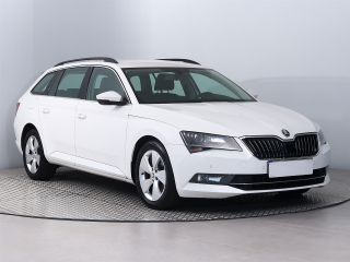 Škoda Superb, 2016