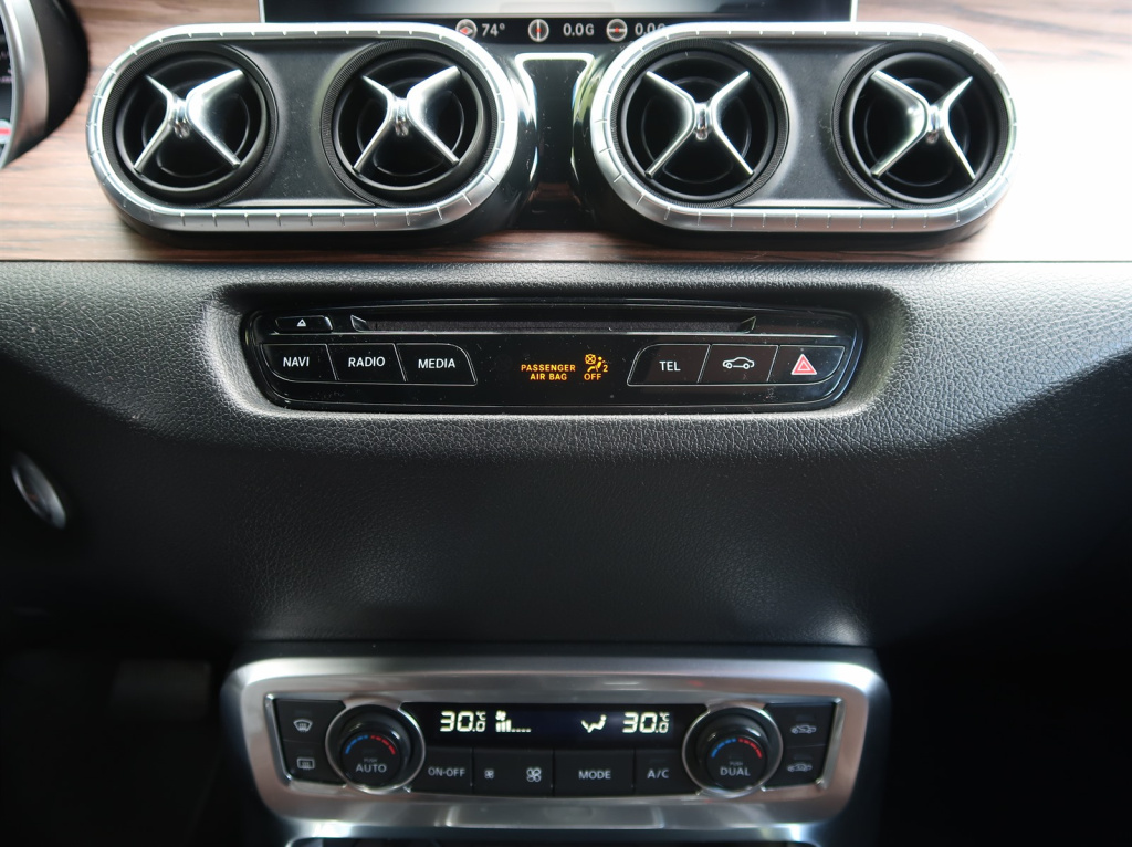 Mercedes-Benz X