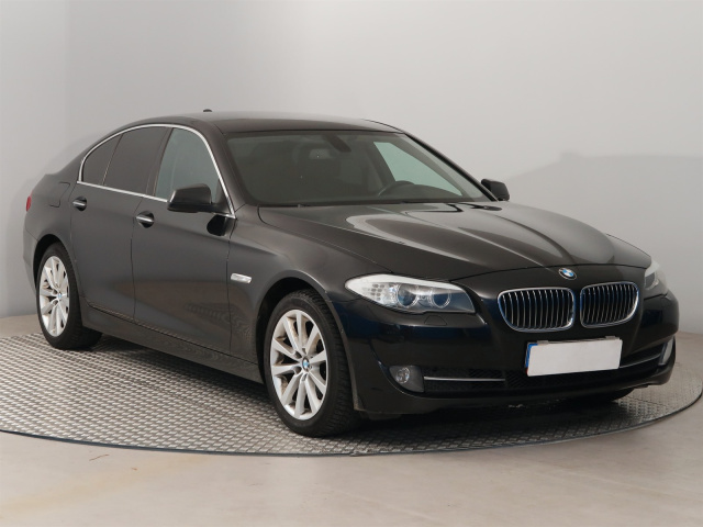 BMW 5 2011