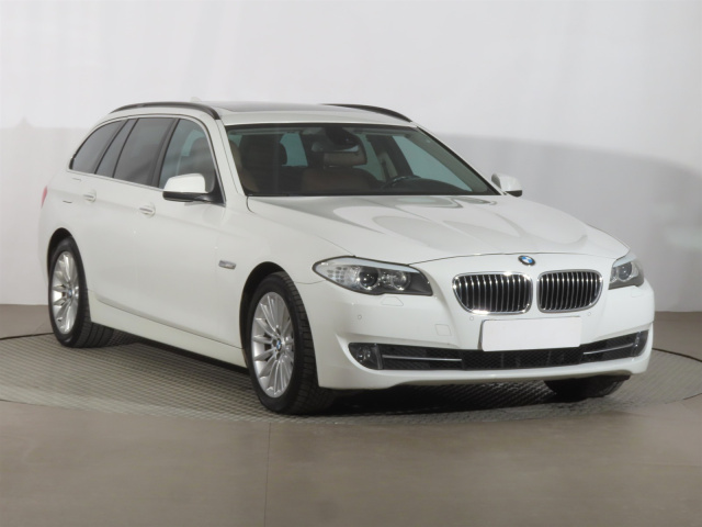 BMW 5 2011
