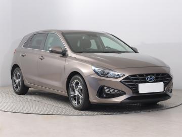 Hyundai i30, 2022