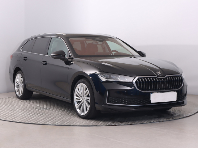 Škoda Superb 2024