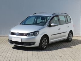 Volkswagen Touran - 2012
