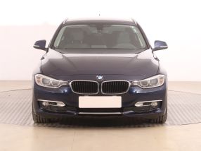 BMW 3 - 2013